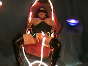 Sindy the german milf slut fucked by a lightrope after photoshooting